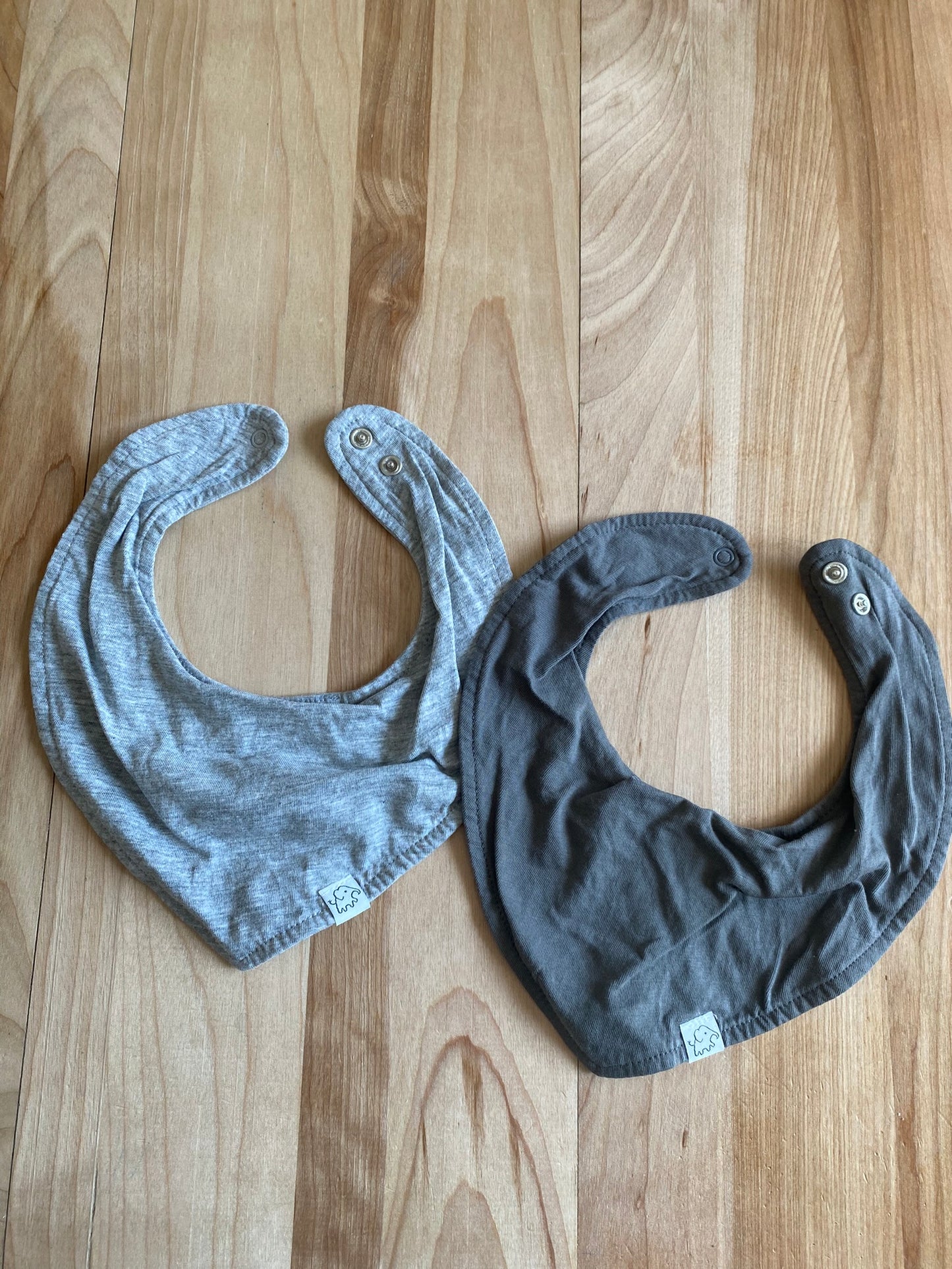 Lot (2) bavoir - H&M - Small