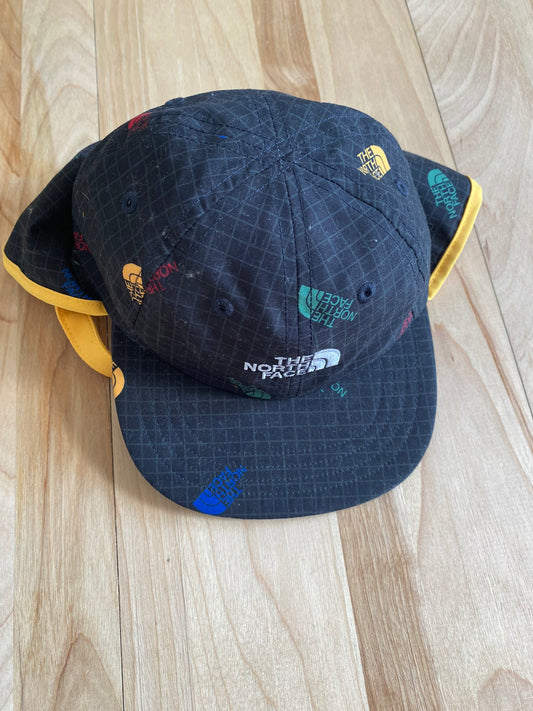 NEUF! Casquette - North Face - 6-24 mois